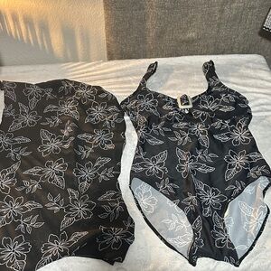 Floral Black Women's Swimsuit And Matching Wrap🪷 31